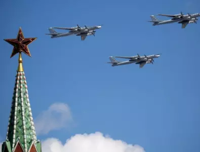 Руснаците рисуват самолети на военно летище в опит да измамят ВСУ