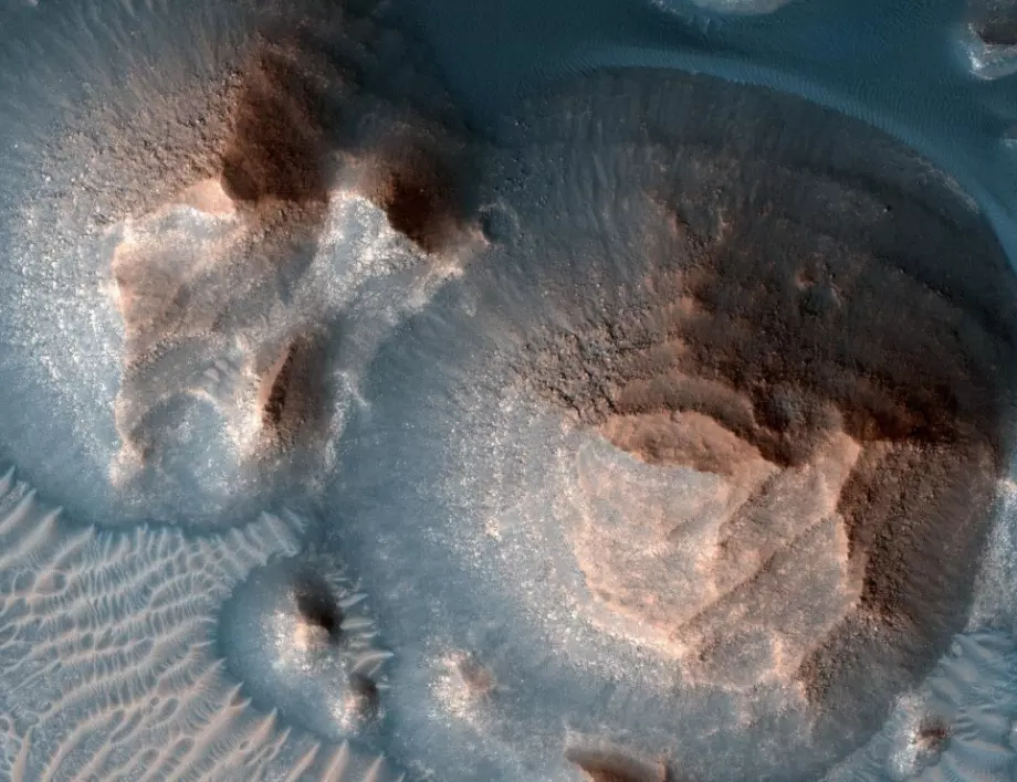 Гигантски поток магма е открит в недрата на Марс