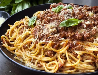 Спагети на тиган - по-вкусни са дори от онези в италианските ресторанти 