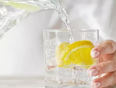 Учени разкриха истината за водата с лимон - наистина ли е толкова полезна