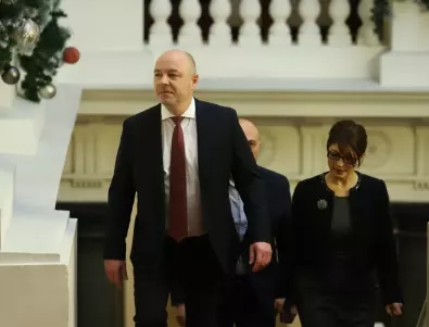 Габровски защити кандидат-министрите си: Няма хора без петна