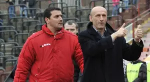 {{ otherArticle[0].article.title }}