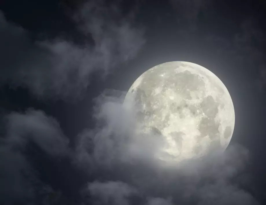 Какво е влиянието на Луната върху всеки от нас?