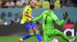 Вездесъщ вратар прати Хърватия - Бразилия в продължения, а името си - в историята на родината
