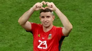 Емилиано Мартинес не е допускал гол от финала на Мондиал 2022 насам