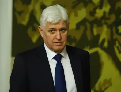 Димитър Стоянов: Предоставяме военно-техническа помощ на Украйна в изпълнение на решението на парламента