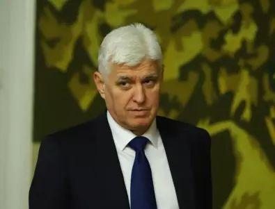 Военният министър: Подкрепяме европейската интеграция на Украйна