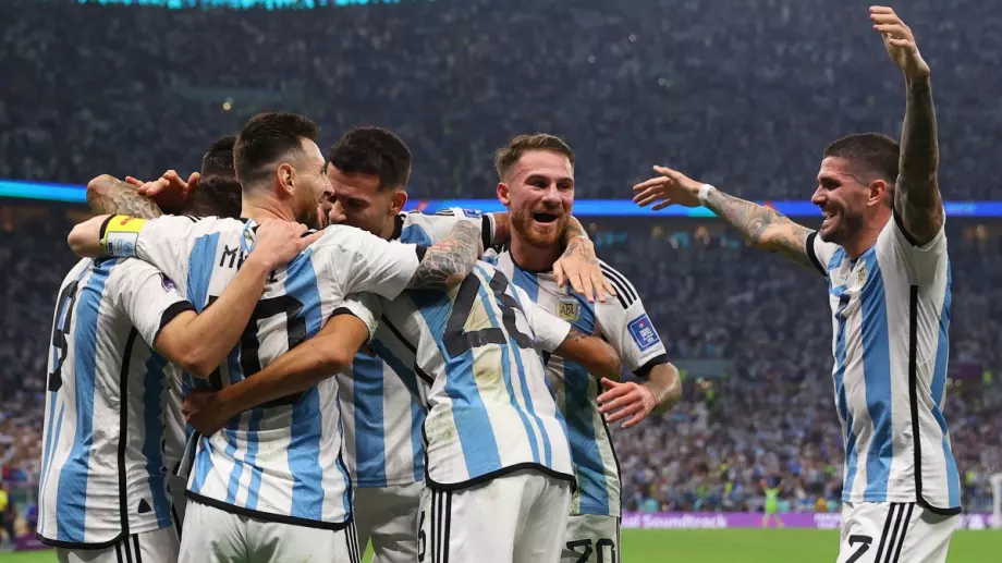 Меси и Алварес разкъсаха Хърватия и пратиха Аржентина на финал на Световното първенство