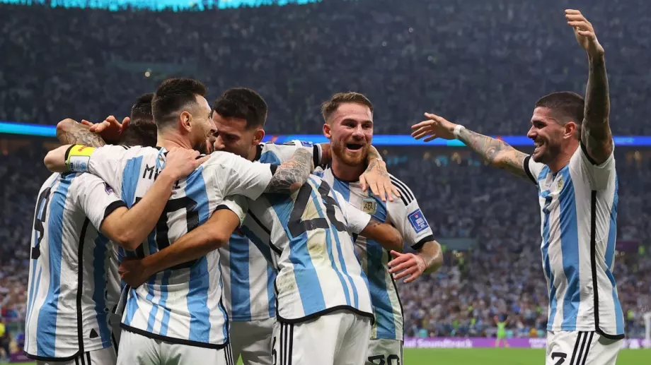 Все по-добра и все по-добра: Как Аржентина прегази Хърватия за финал на Световно първенство 2022 (ВИДЕО)