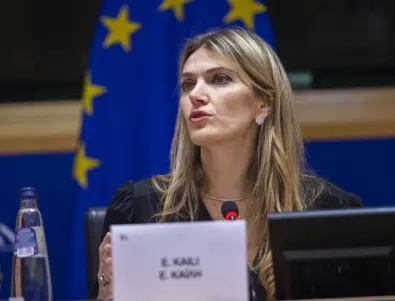 Пускат от ареста обвинената в корупция гръцка евродепутатка Ева Кайли