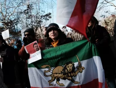 Иранският режим разширява онлайн цензурата, за да задуши протестите