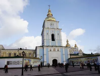 Украинските специални служби обискират църкви и манастири за връзки с Русия 