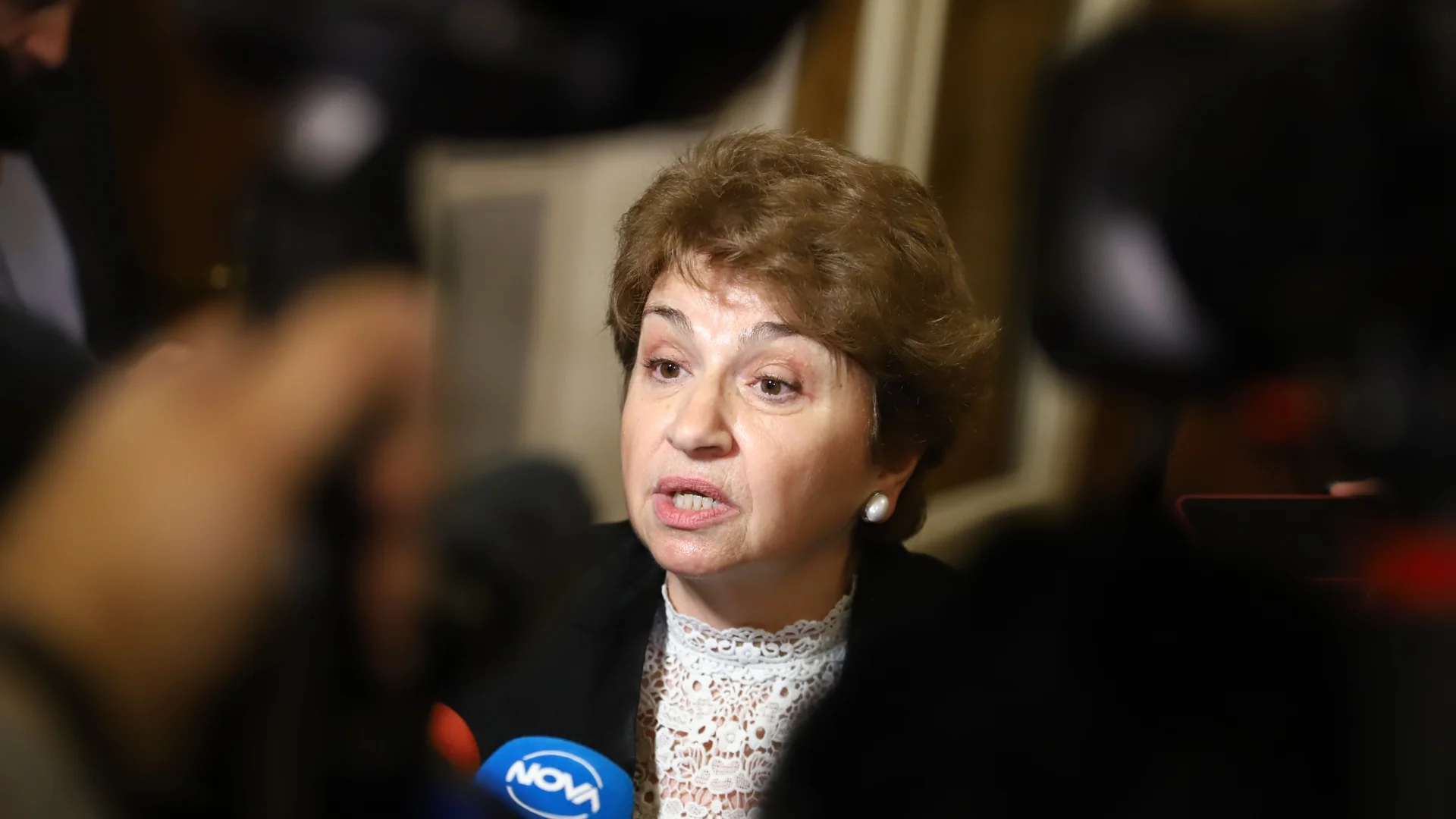 Меглена Плугчиева е подала оставка като съветник на Димитър Главчев