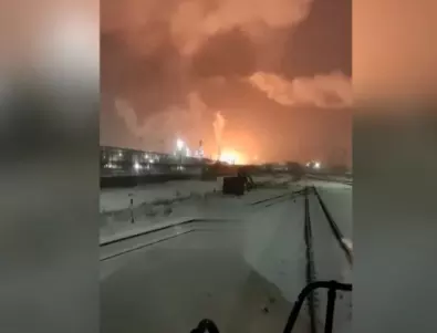 Пореден пожар в Русия: Гори петролна рафинерия в Ангарск, има загинали (ВИДЕО)
