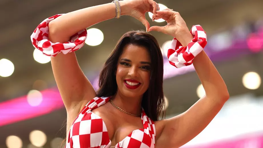 Хърватска красавица от Мондиал 2022 се скара на ФИФА