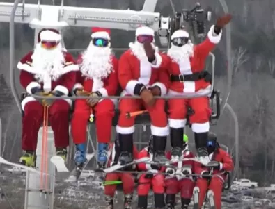 300 Дядо Коледовци направиха зрелищно спускане със ски в САЩ (ВИДЕО)