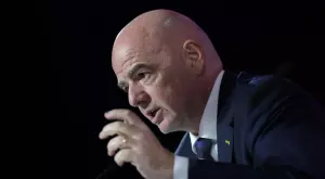 Забрани и служебни загуби: Джани Инфантино засегна расисткия скандал на Удинезе - Милан 