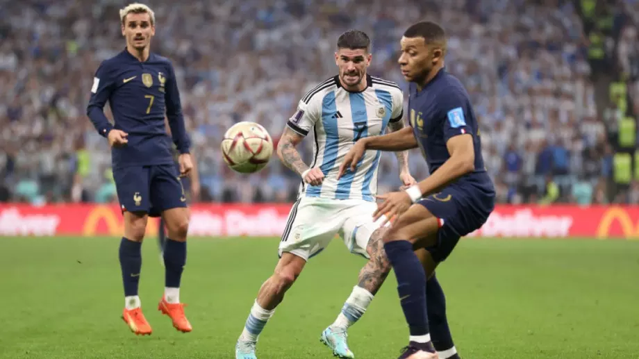 Аржентина принуди Франция на невероятен антирекорд във финали на световно първенство