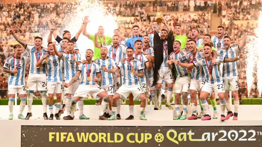 Добър футбол, но и много треперене - единственият начин, по който Аржентина трябваше да стане световен шампион