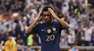 Грозен скандал! Обиждат на расистка основа грешник за Франция, клубният му отбор го брани