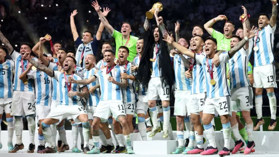 ВИДЕО: Световен шампион загря за Шампионска лига с гол, какъвто не сте виждали