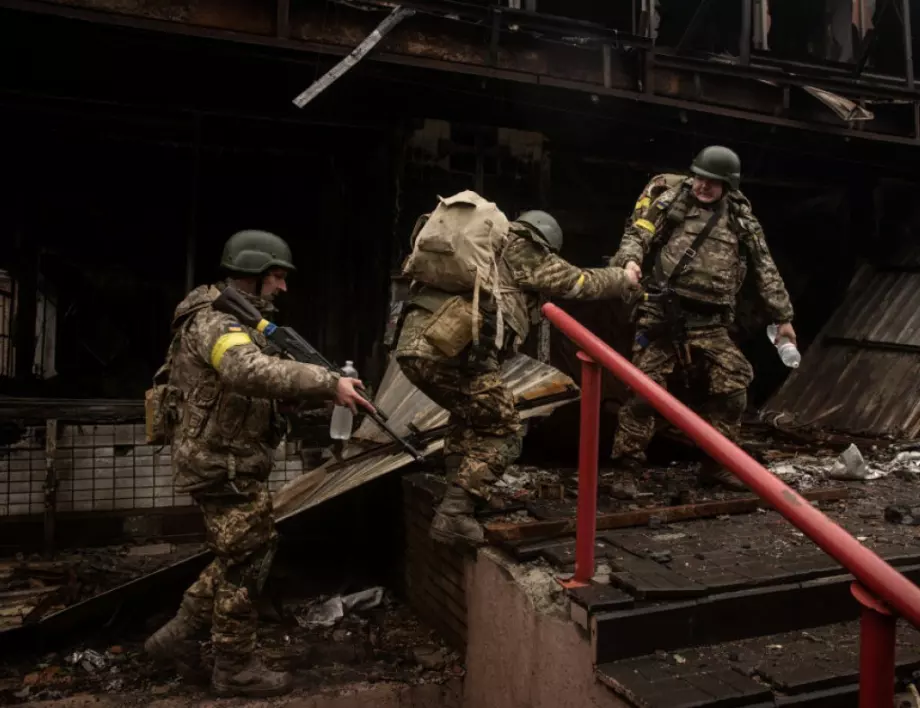 Украинците устояват в Соледар – пример с голяма група избити руснаци (ВИДЕО)
