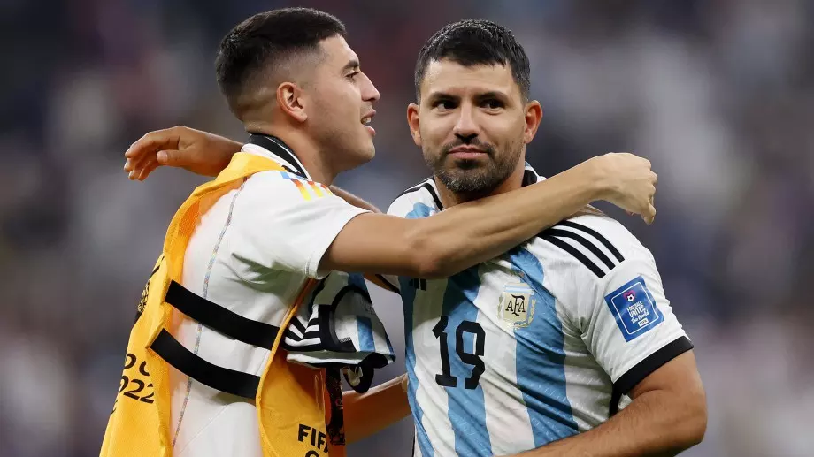 "Има настояще - има и бъдеще за Аржентина" - Серхио Агуеро отличи 4-ма "гаучоси" след края на Мондиал 2022
