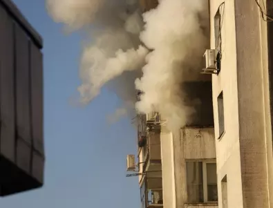 Пожар в жилищна сграда в квартал Лозенец (СНИМКИ)