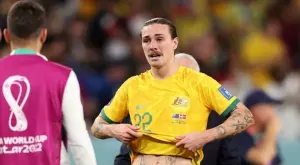 {{ otherArticle[0].article.title }}