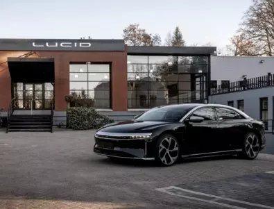 Големият конкурент на Tesla започна доставки в Европа