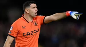 Унай Емери не иска Емилиано Мартинес - Астън Вила гледа към друг вратар, който блесна по време на Мондиал 2022