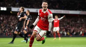 {{ otherArticle[0].article.title }}