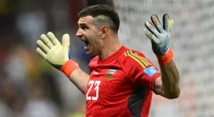 2022/12/27/0365431001672140892