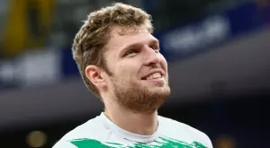 {{ otherArticle[0].article.title }}