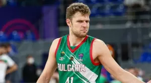 Георги Глушков към Везенков: Младите ни играчи вече имат право да сънуват