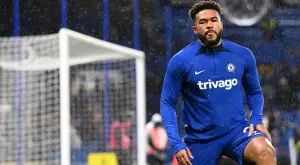 Бек на Челси ще липсва поне още месец от терените