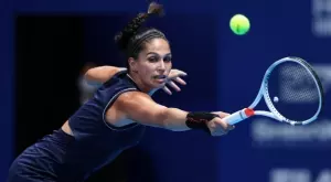 Физически проблем спря Изабелла Шиникова, България тръгна със загуба на "Юнайтед Къп"