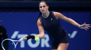 {{ otherArticle[0].article.title }}