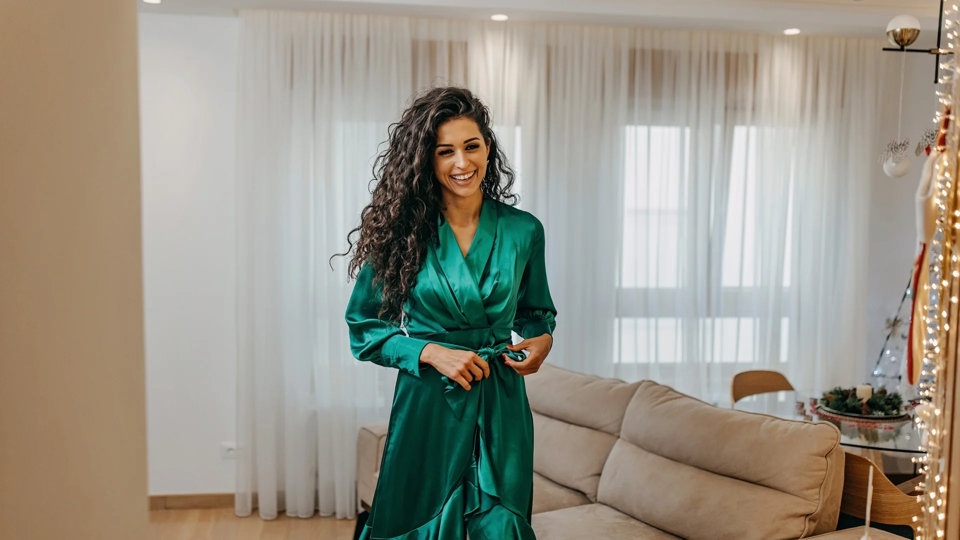 Зодиите, които ще плачат от щастие през март 2024