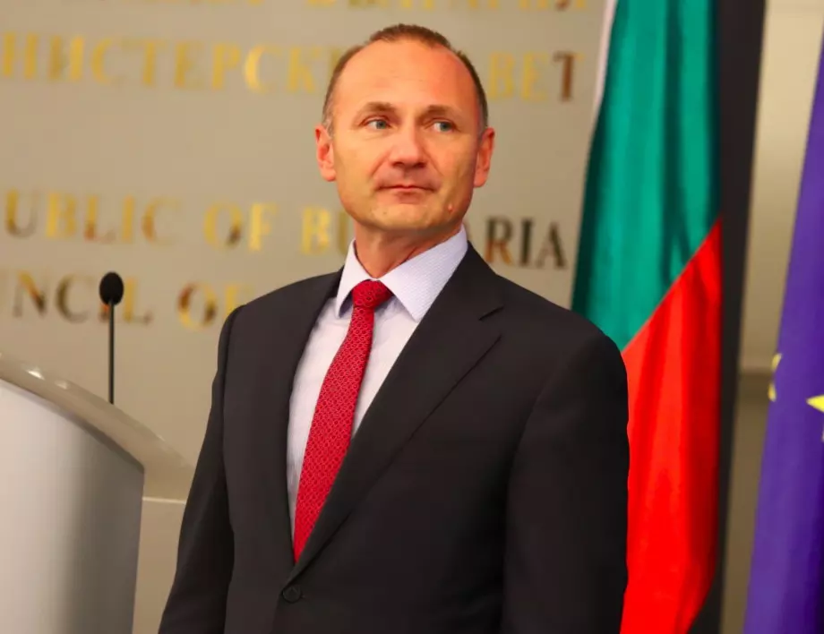 Бивш енергиен министър заплаши да съди държавата за обвиненията за договора с "Боташ"