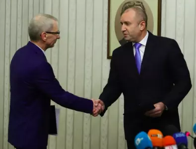 Президентът връчи втория мандат на Николай Денков (ВИДЕО)