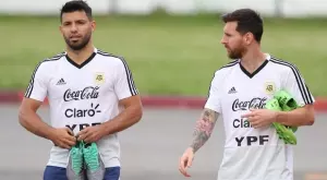 От надеждата до разочарованието с Меси: Истината защо Агуеро не взе №10 в Барселона