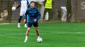 {{ otherArticle[0].article.title }}