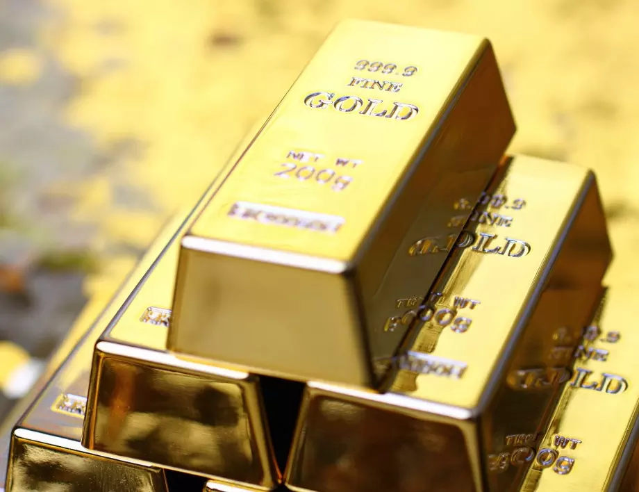 Цената на златото доближава исторически връх
