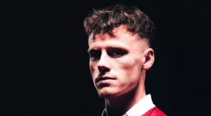 {{ otherArticle[0].article.title }}