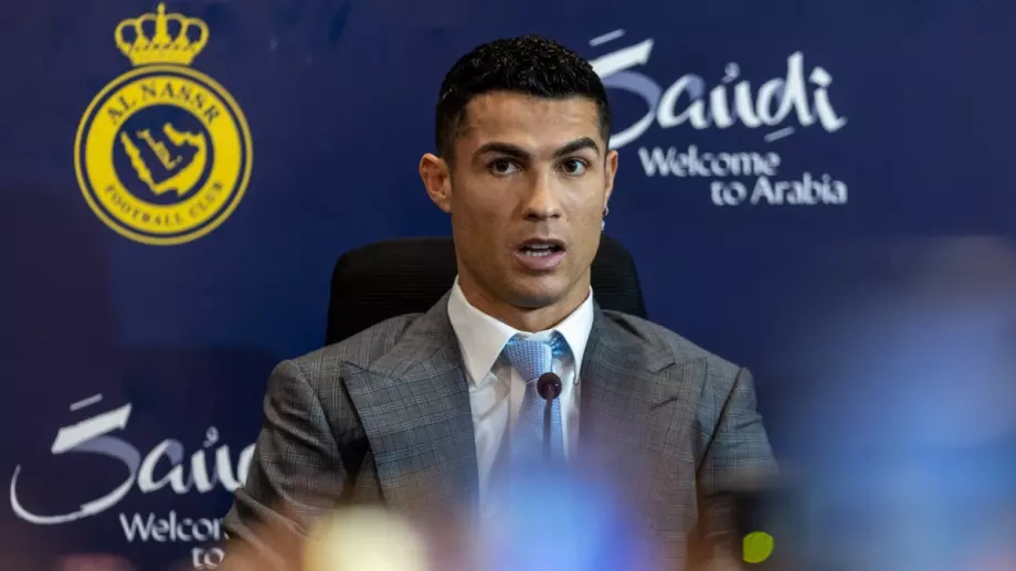 ВИДЕО: Облечен като арабин: Все така ли ще виждаме вече Роналдо?