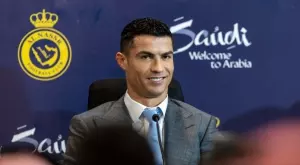 Кристиано Роналдо с любопитна среща в Рияд (СНИМКА)