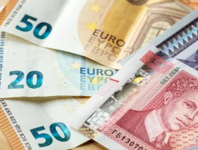 Асен Василев: Вече на много места на касовите бележки пише и цената в евро