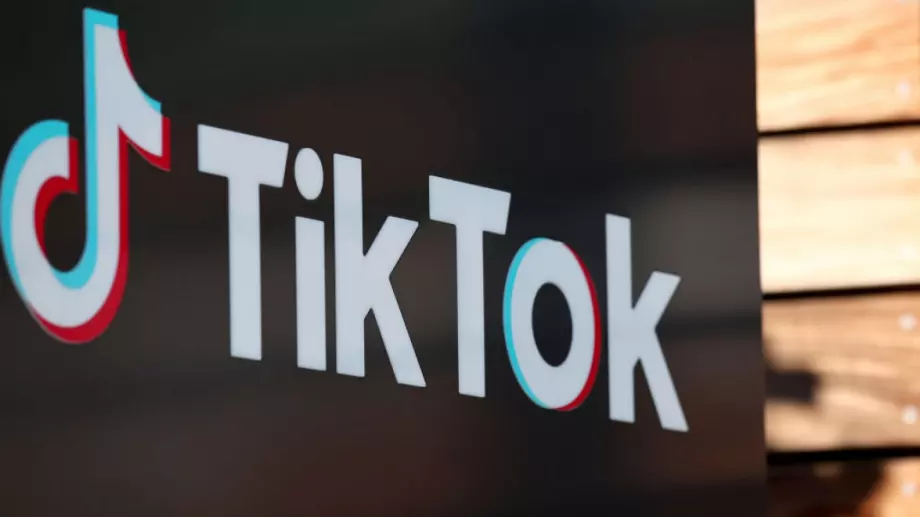 ЕК забрани на служителите си да ползват TikTok