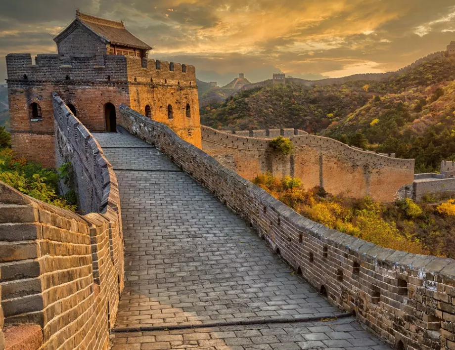 Защо е построена Великата китайска стена?
